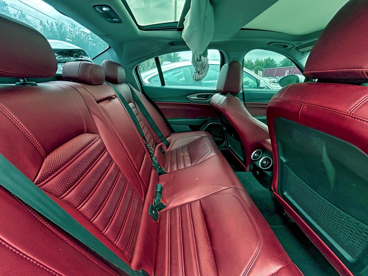 2018 ALFA ROMEO GIULIA TI Q4 photo 11