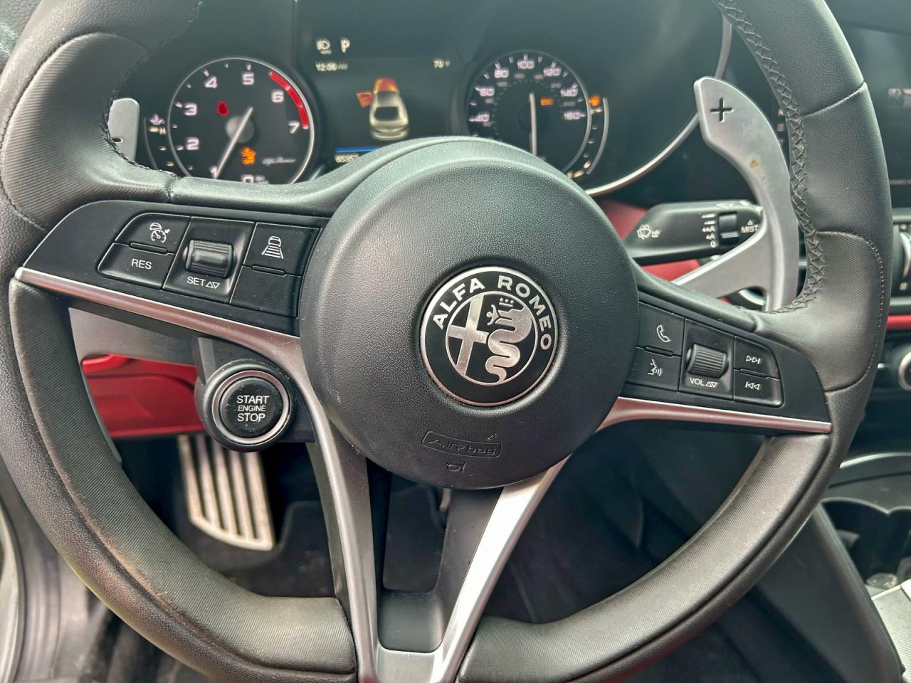 2018 ALFA ROMEO GIULIA TI Q4 photo 23