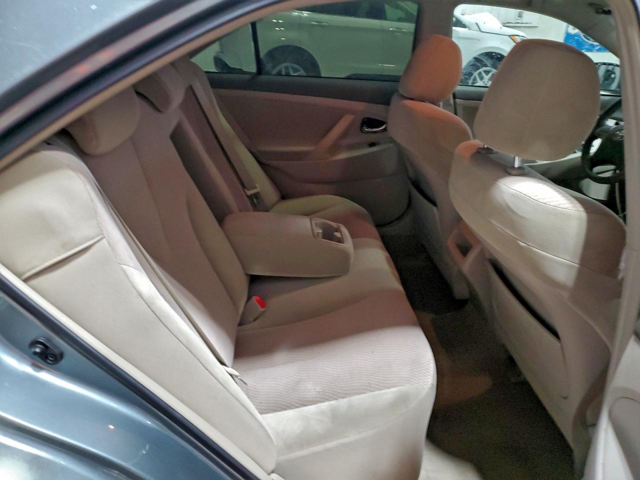2011 TOYOTA CAMRY BASE photo 10