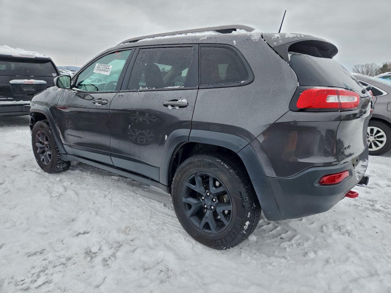 2016 JEEP CHEROKEE TRAILHAWK photo 2