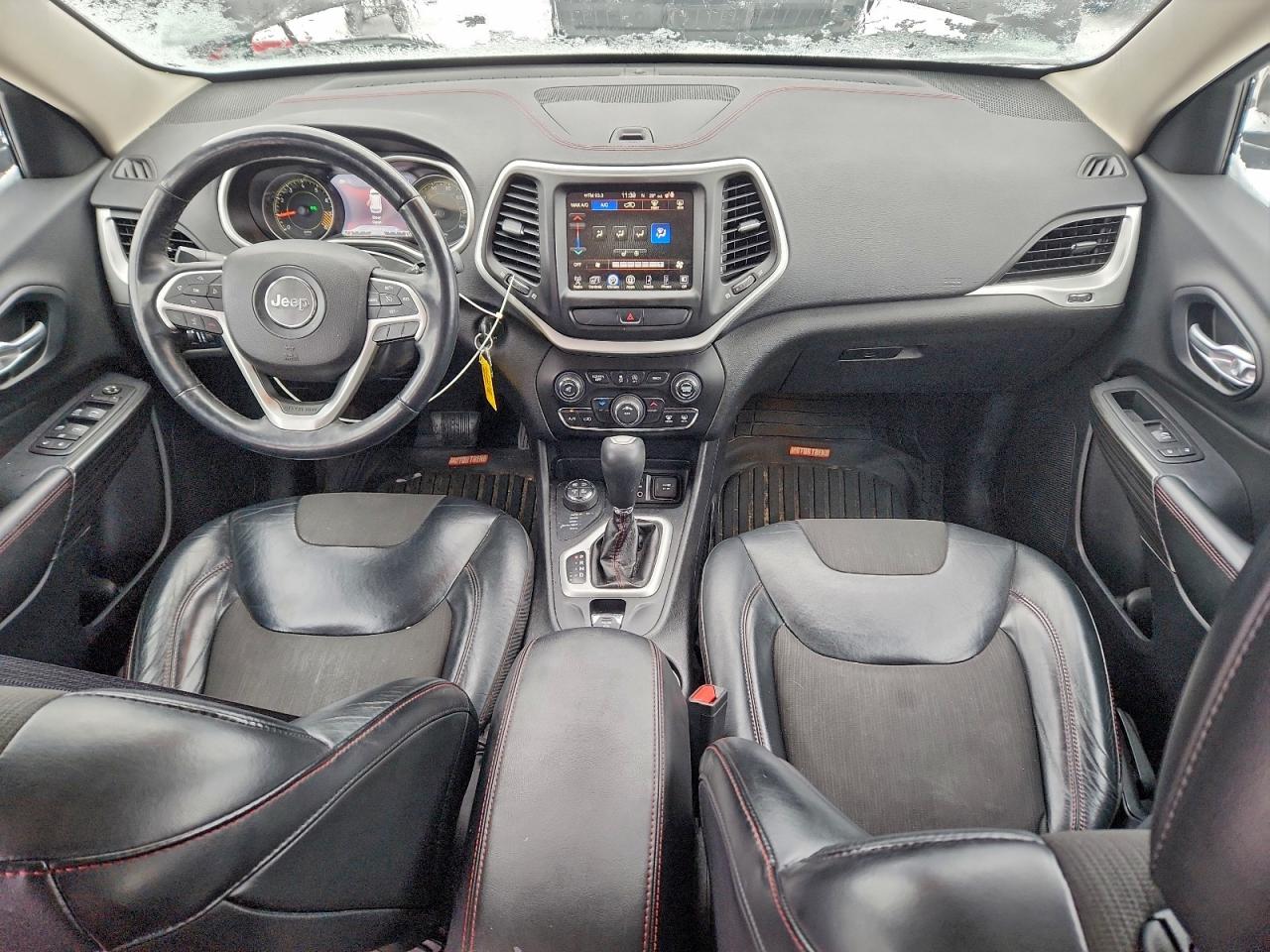 2016 JEEP CHEROKEE TRAILHAWK photo 8
