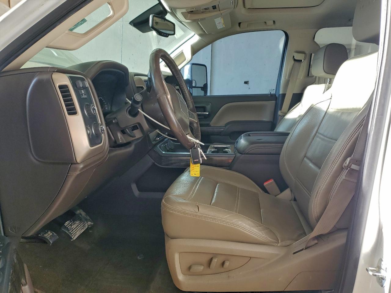 2015 GMC SIERRA K2500 DENALI photo 7