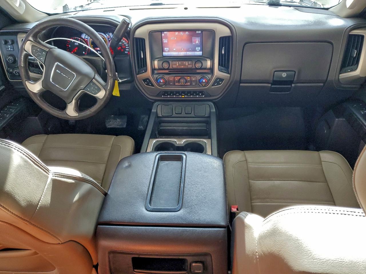 2015 GMC SIERRA K2500 DENALI photo 8