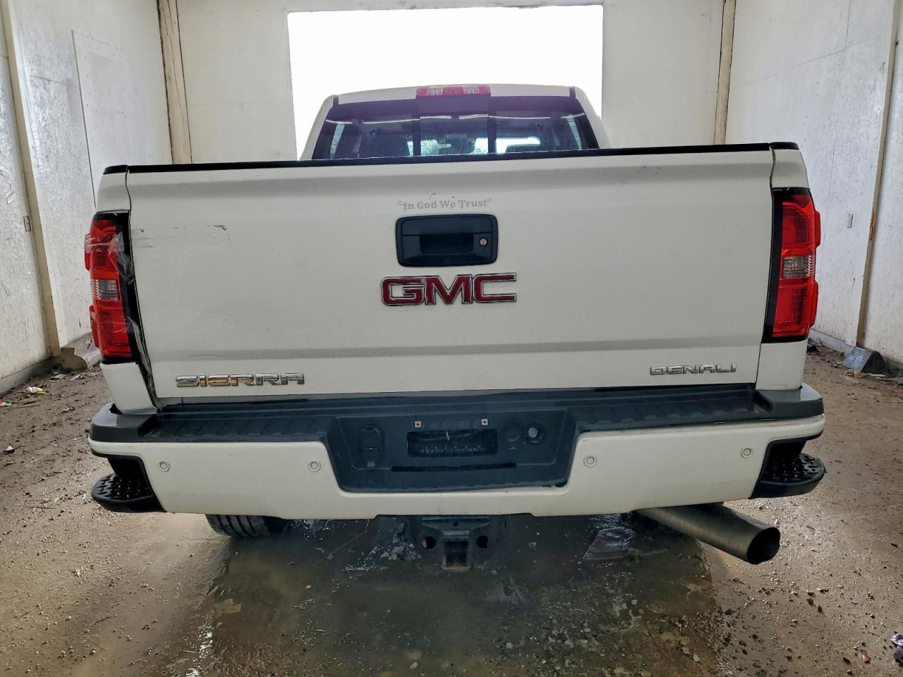 2015 GMC SIERRA K2500 DENALI photo 6