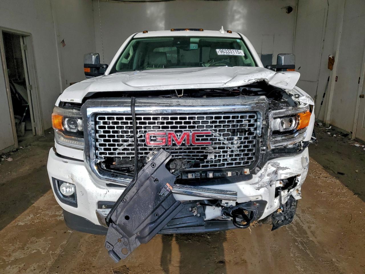 2015 GMC SIERRA K2500 DENALI photo 5