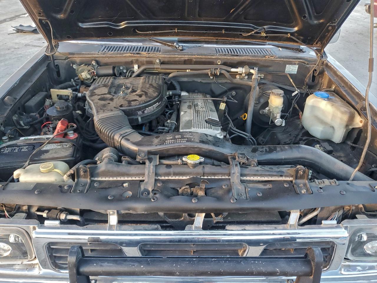 1996 NISSAN TRUCK KING CAB SE photo 11