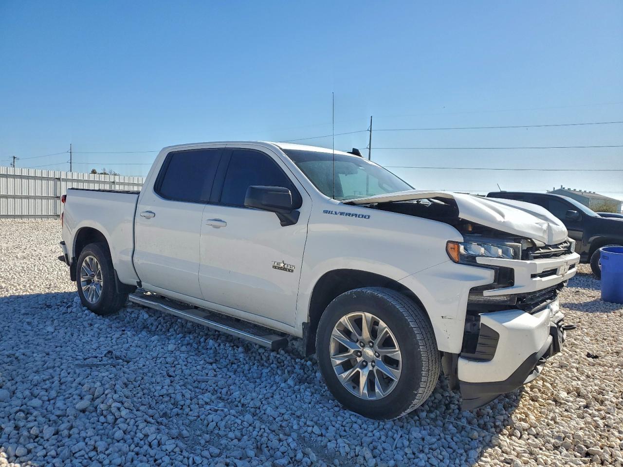 2020 CHEVROLET SILVERADO C1500 RST photo 4