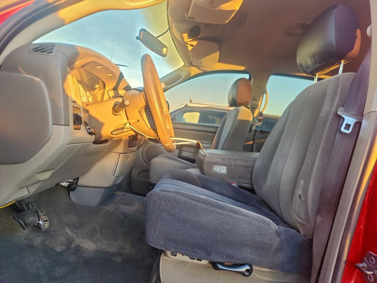 2002 DODGE RAM 1500 photo 13
