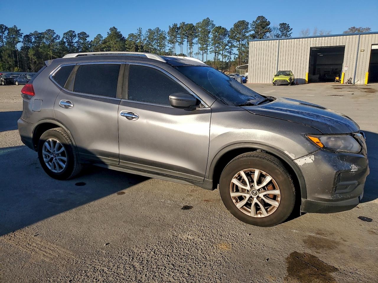2017 NISSAN ROGUE S photo 4