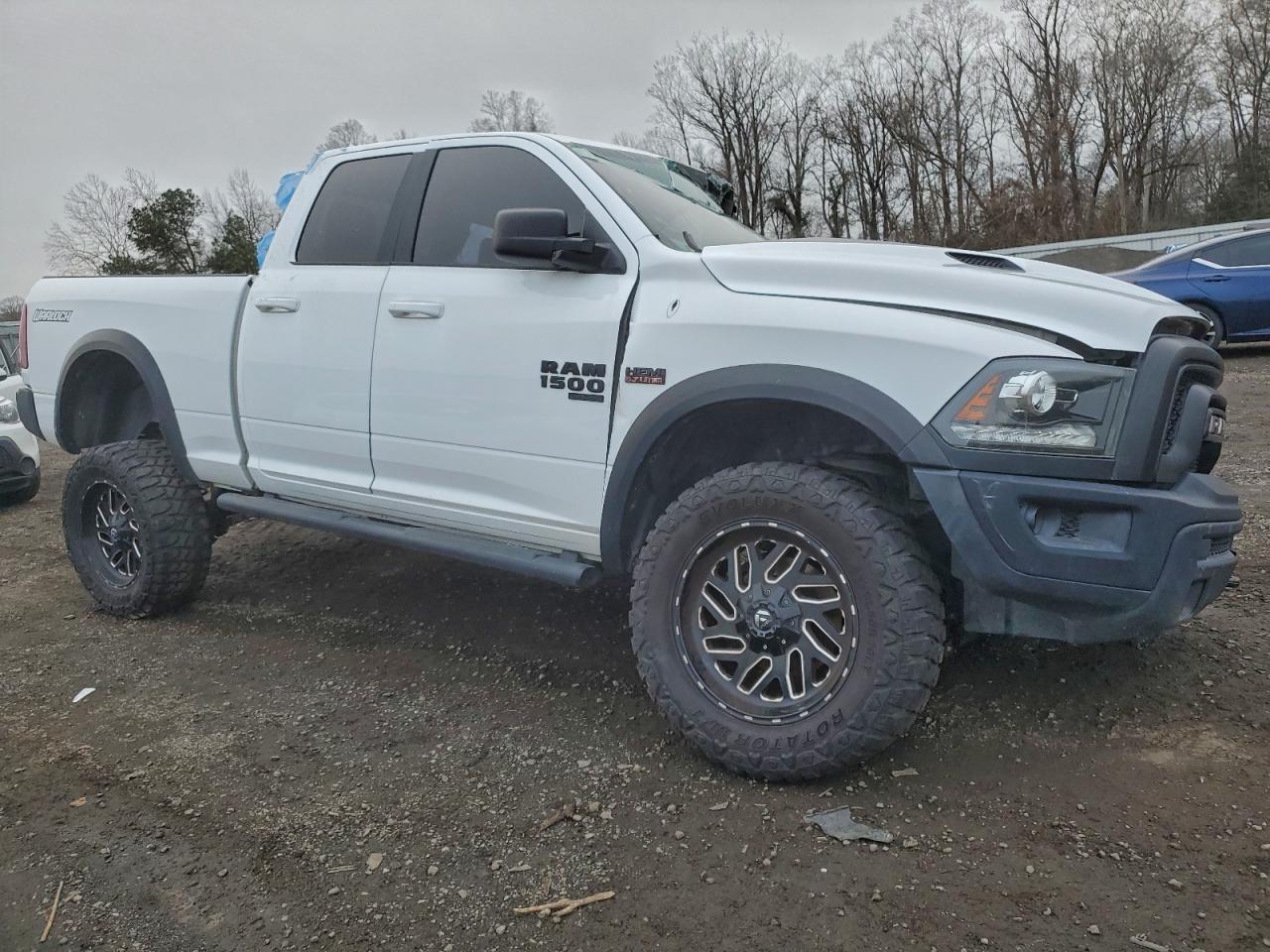 2019 RAM 1500 CLASSIC SLT photo 4