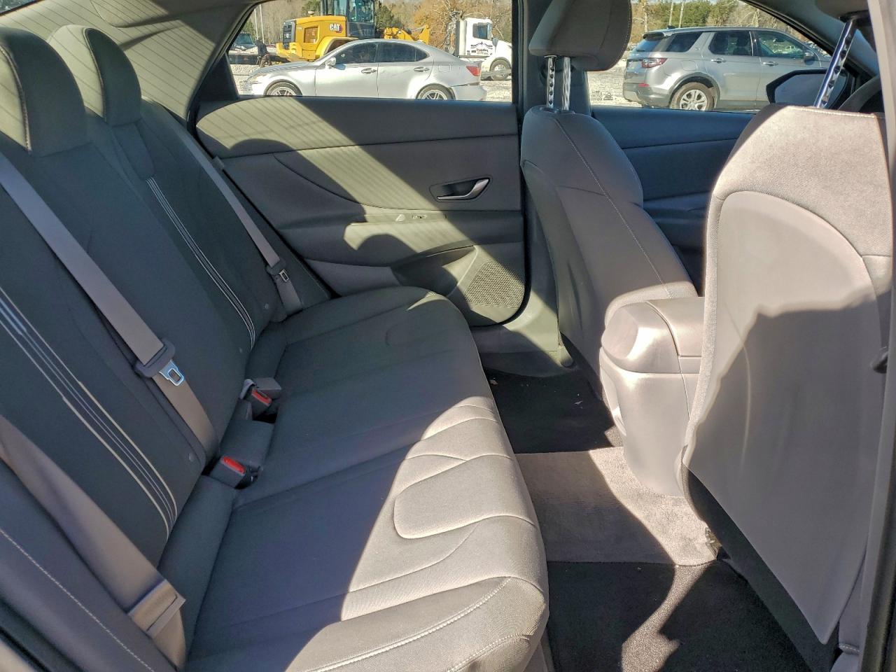 2024 HYUNDAI ELANTRA SEL photo 10