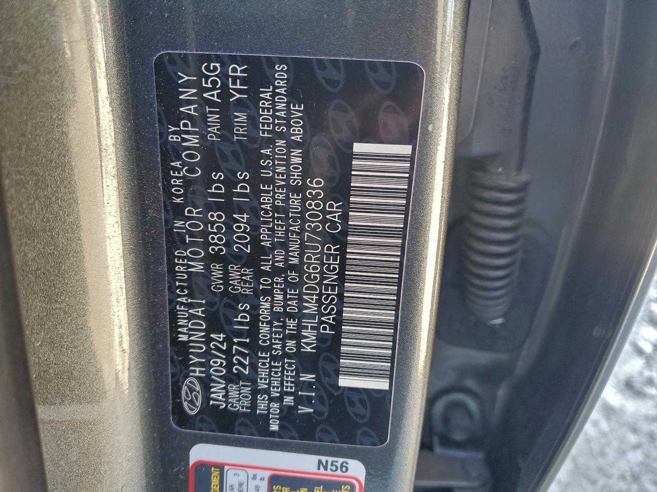 2024 HYUNDAI ELANTRA SEL photo 12