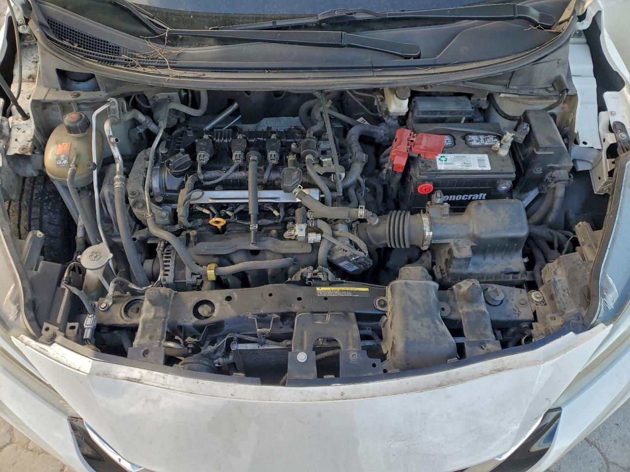 2020 NISSAN VERSA SV photo 11