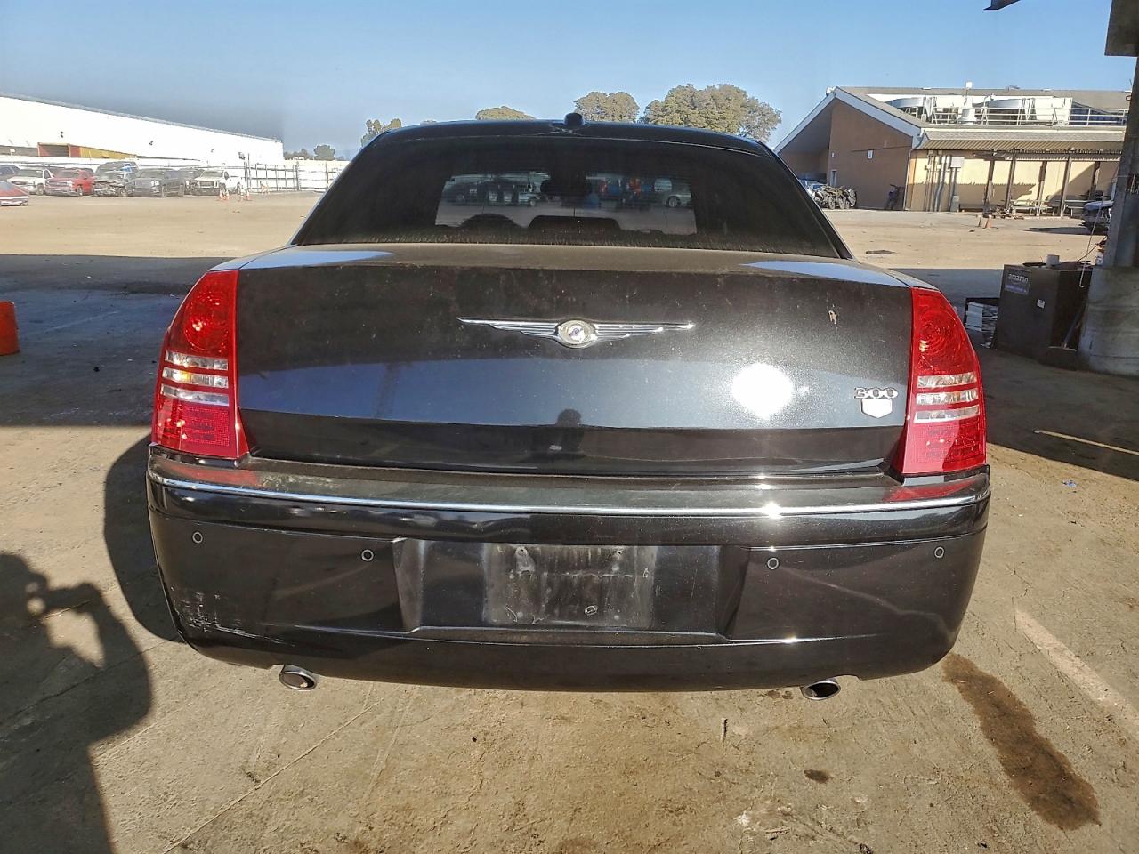 2005 CHRYSLER 300C photo 6