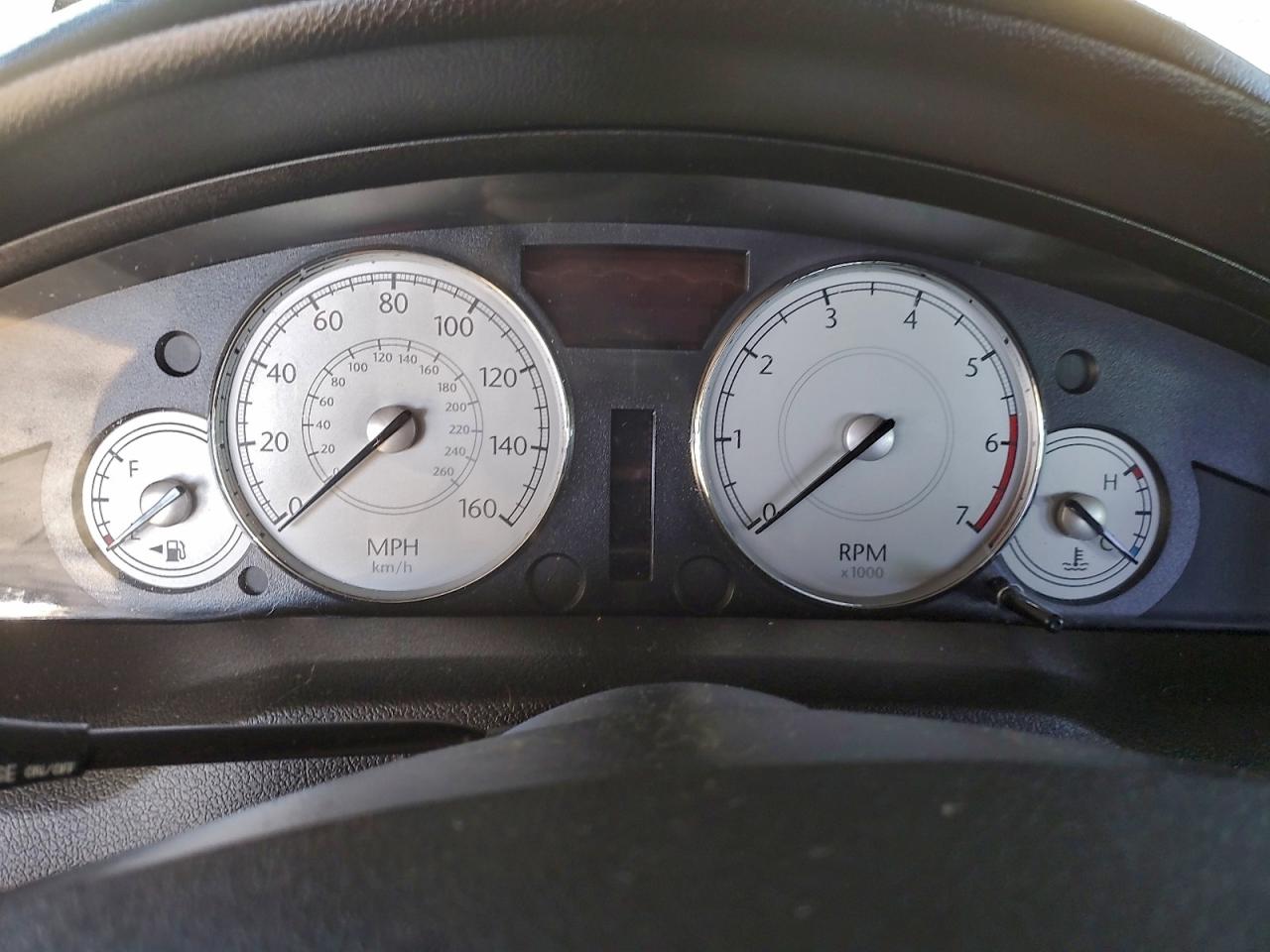 2005 CHRYSLER 300C photo 9