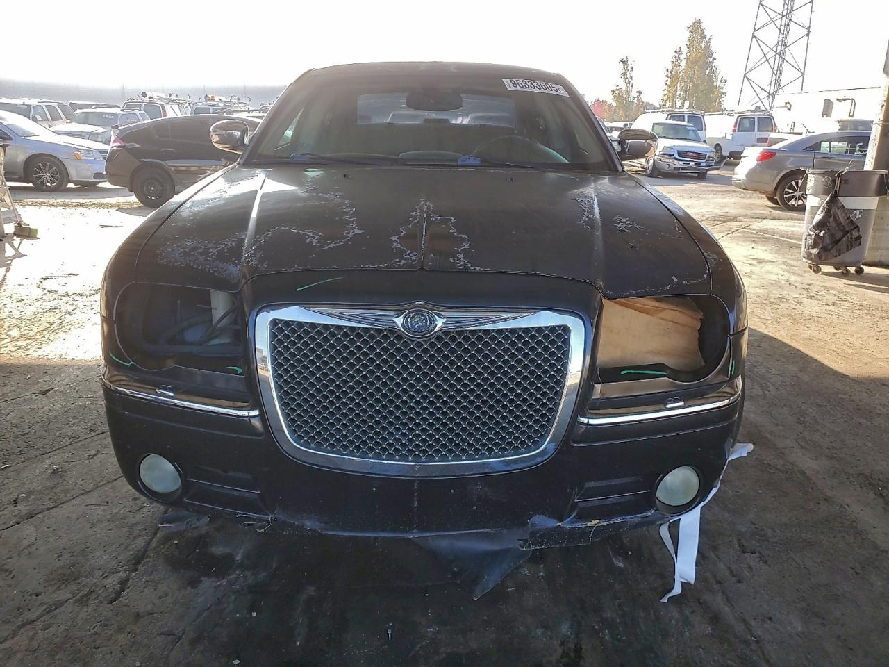 2005 CHRYSLER 300C photo 5