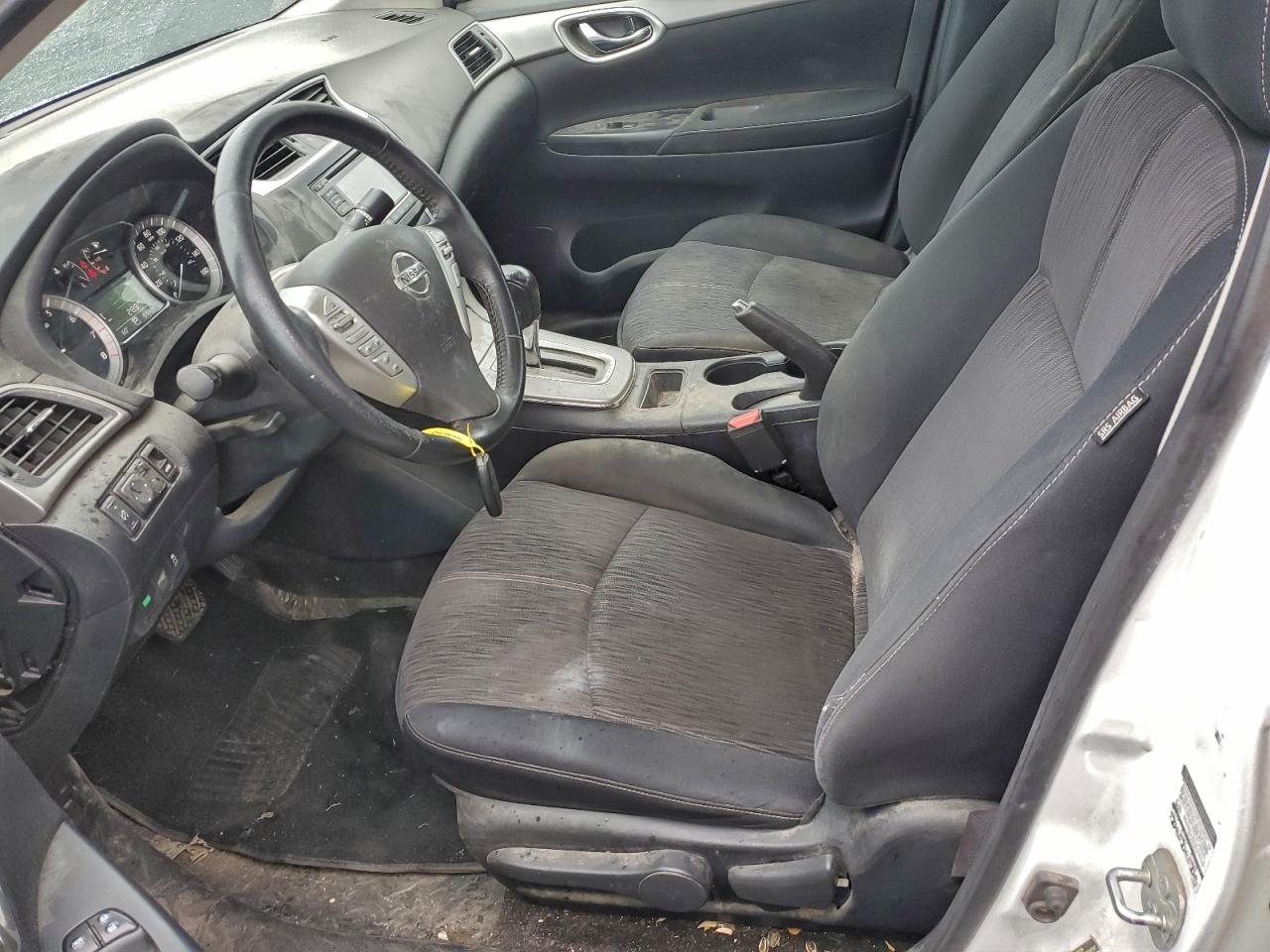 2015 NISSAN SENTRA S photo 13