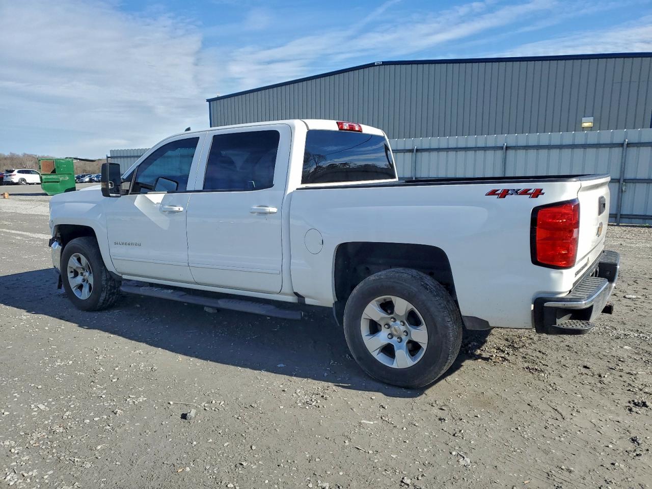 2018 CHEVROLET SILVERADO K1500 LT photo 2