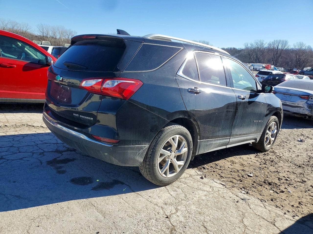 2019 CHEVROLET EQUINOX PREMIER photo 3