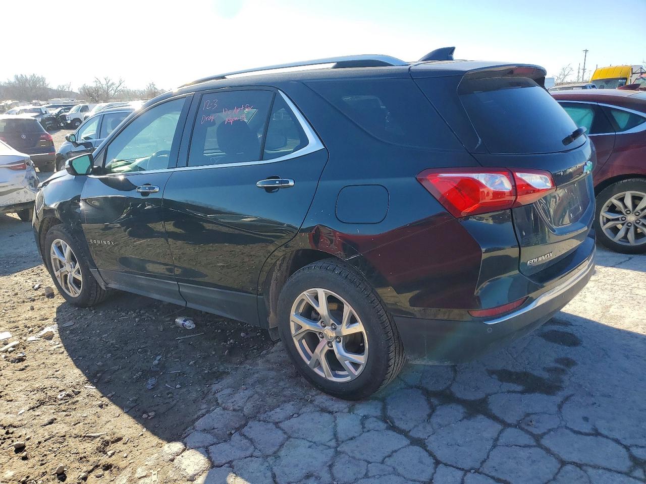 2019 CHEVROLET EQUINOX PREMIER photo 2