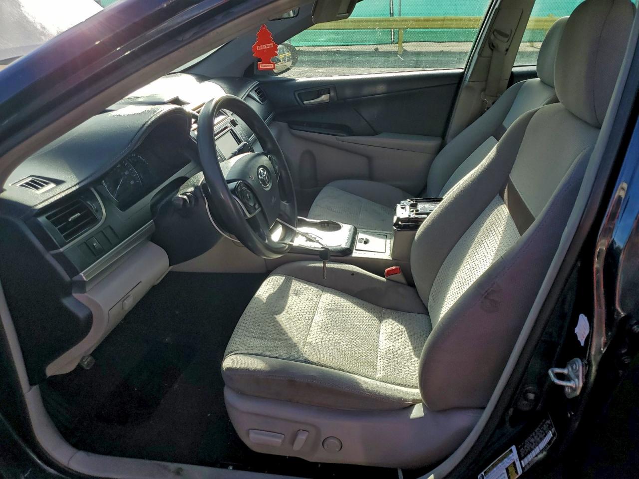 2014 TOYOTA CAMRY L photo 7