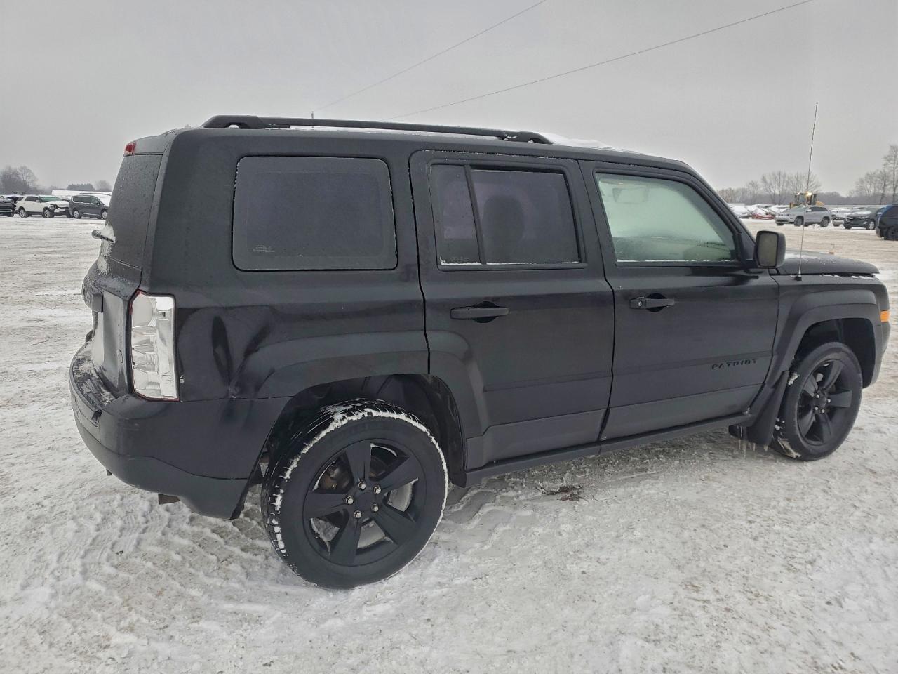 2015 JEEP PATRIOT photo 3