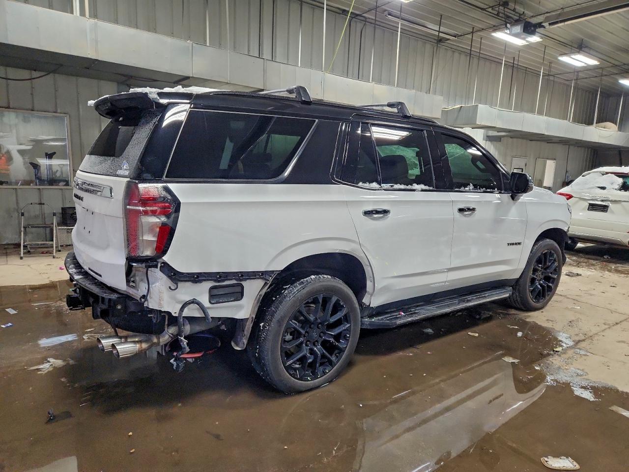 2023 CHEVROLET TAHOE K1500 PREMIER photo 3