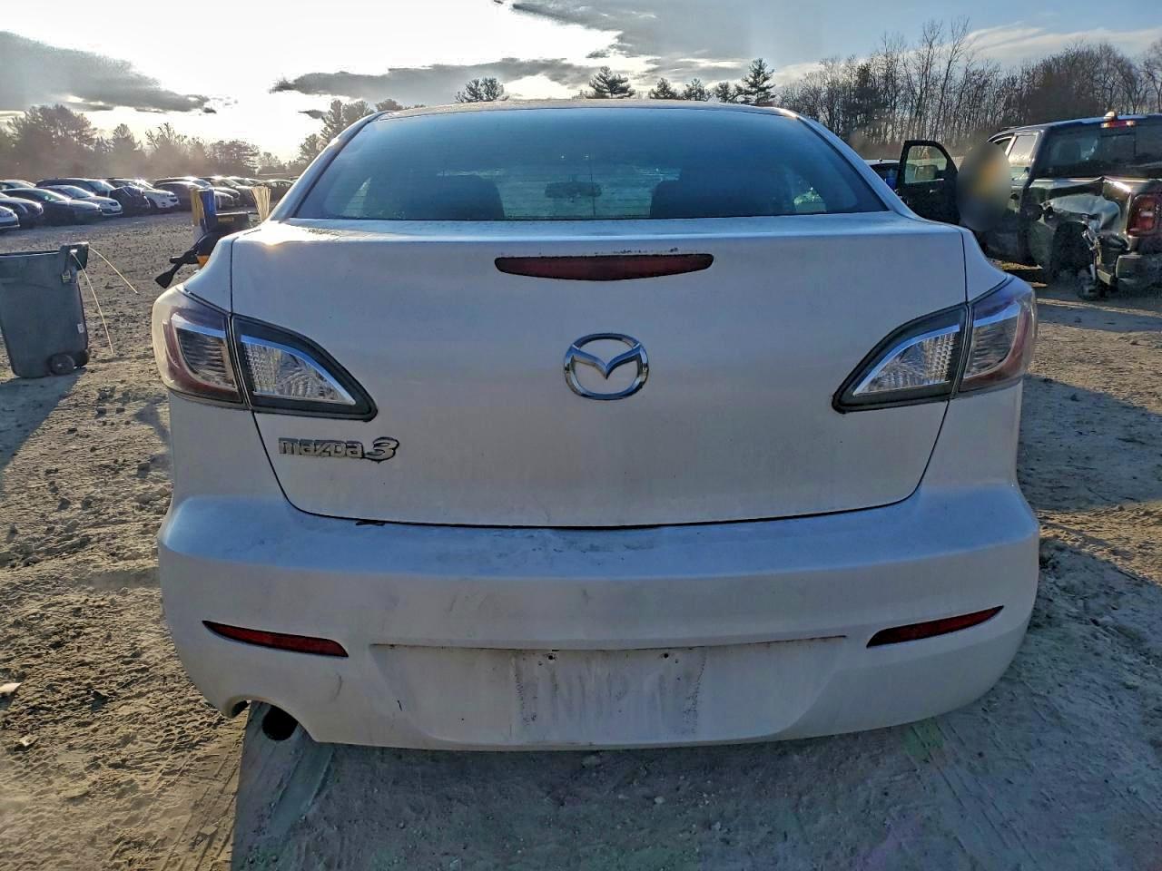 2013 MAZDA 3 I photo 6