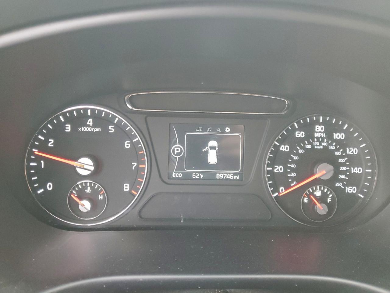 2017 KIA SORENTO LX photo 9