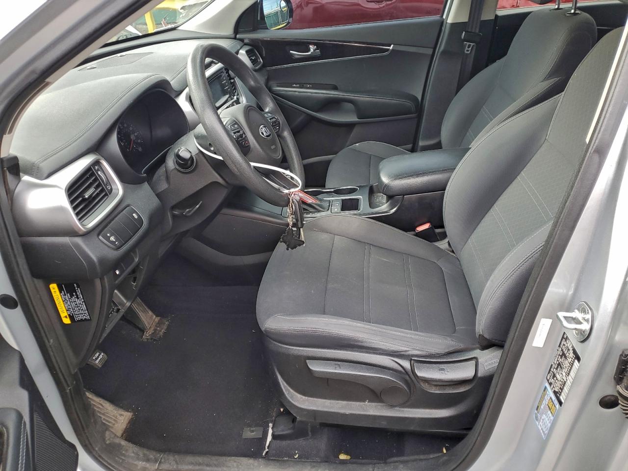 2017 KIA SORENTO LX photo 7