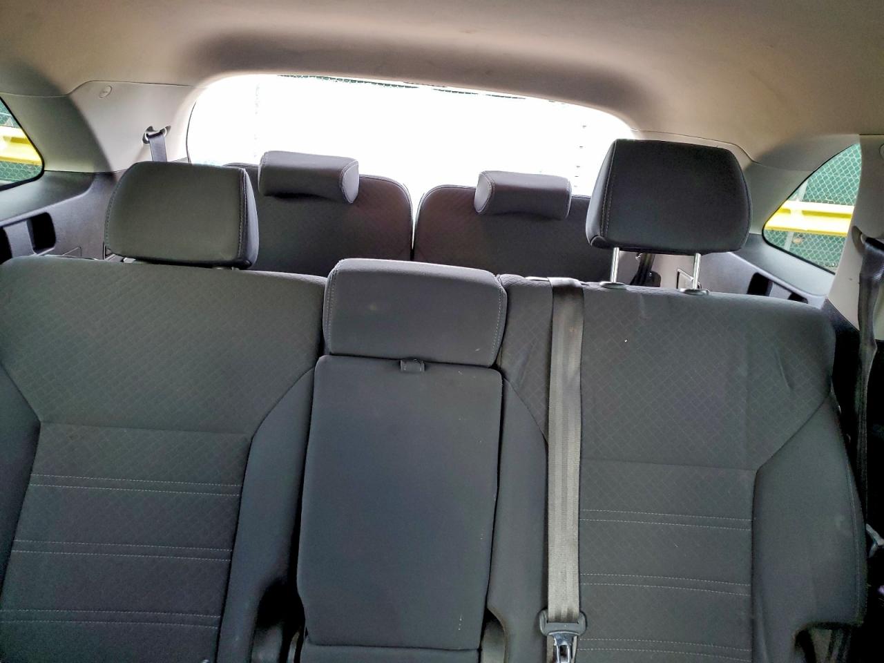 2017 KIA SORENTO LX photo 10