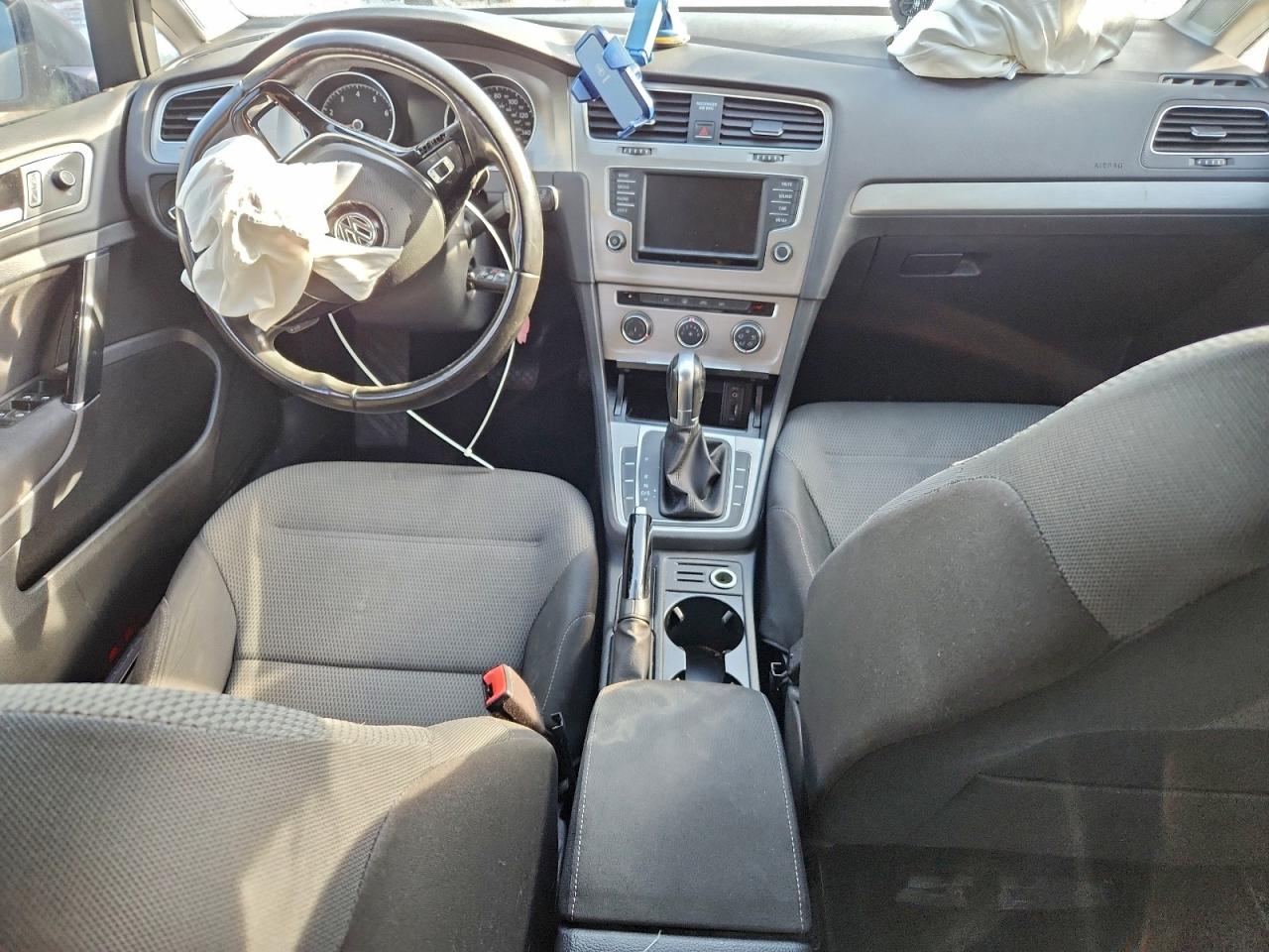 2017 VOLKSWAGEN GOLF SPORTWAGEN S photo 8