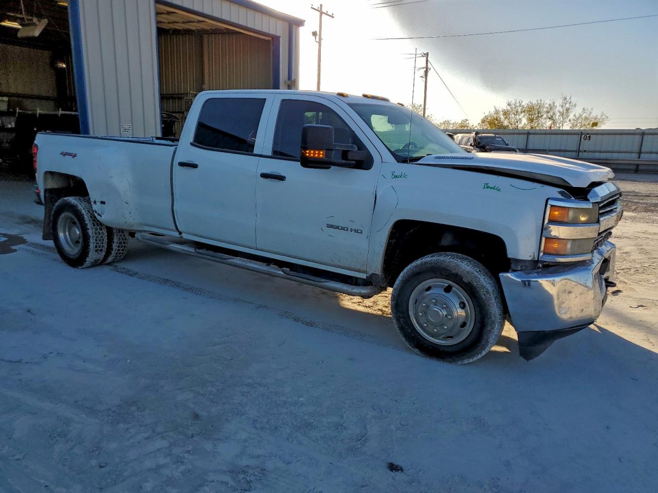 2015 CHEVROLET SILVERADO K3500 photo 10