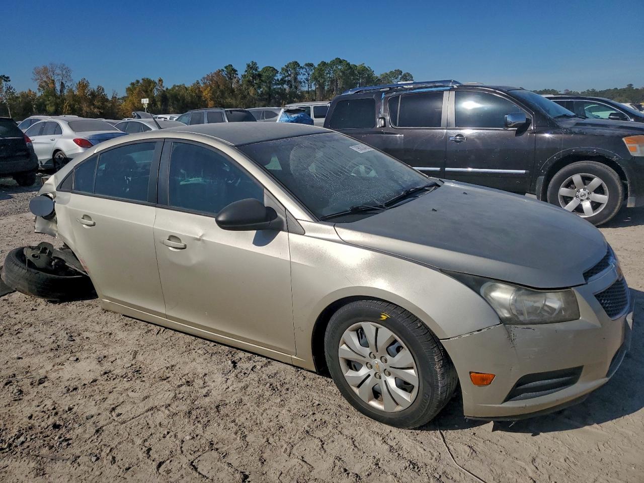 2014 CHEVROLET CRUZE LS photo 4