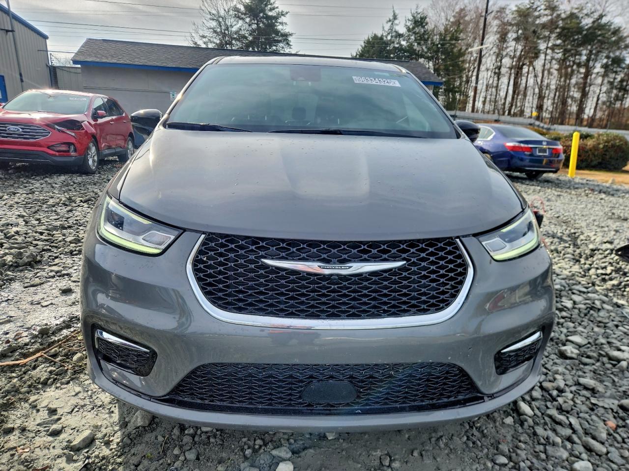2025 CHRYSLER PACIFICA SELECT photo 5