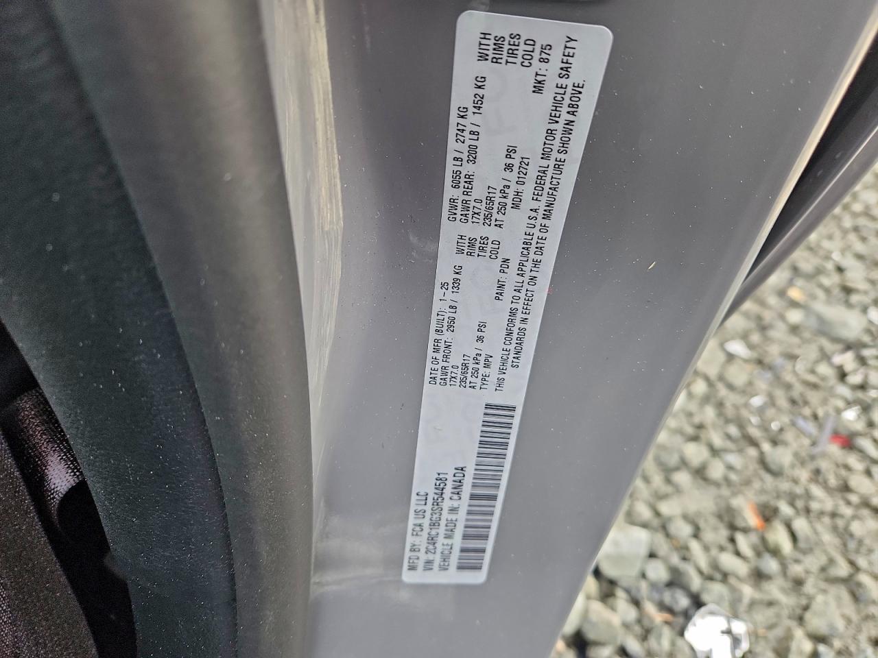 2025 CHRYSLER PACIFICA SELECT photo 14