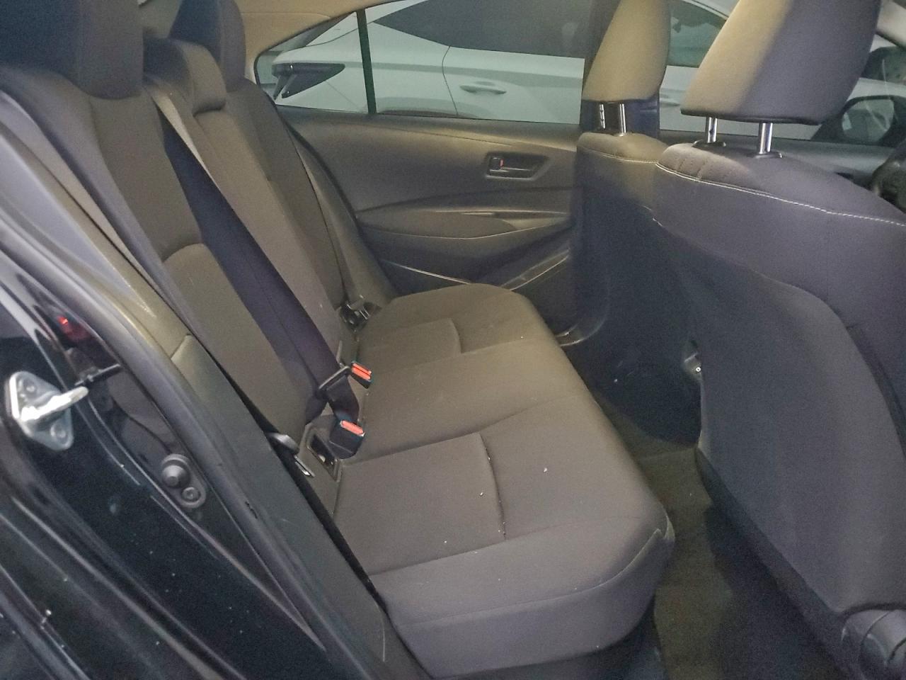 2023 TOYOTA COROLLA LE photo 10