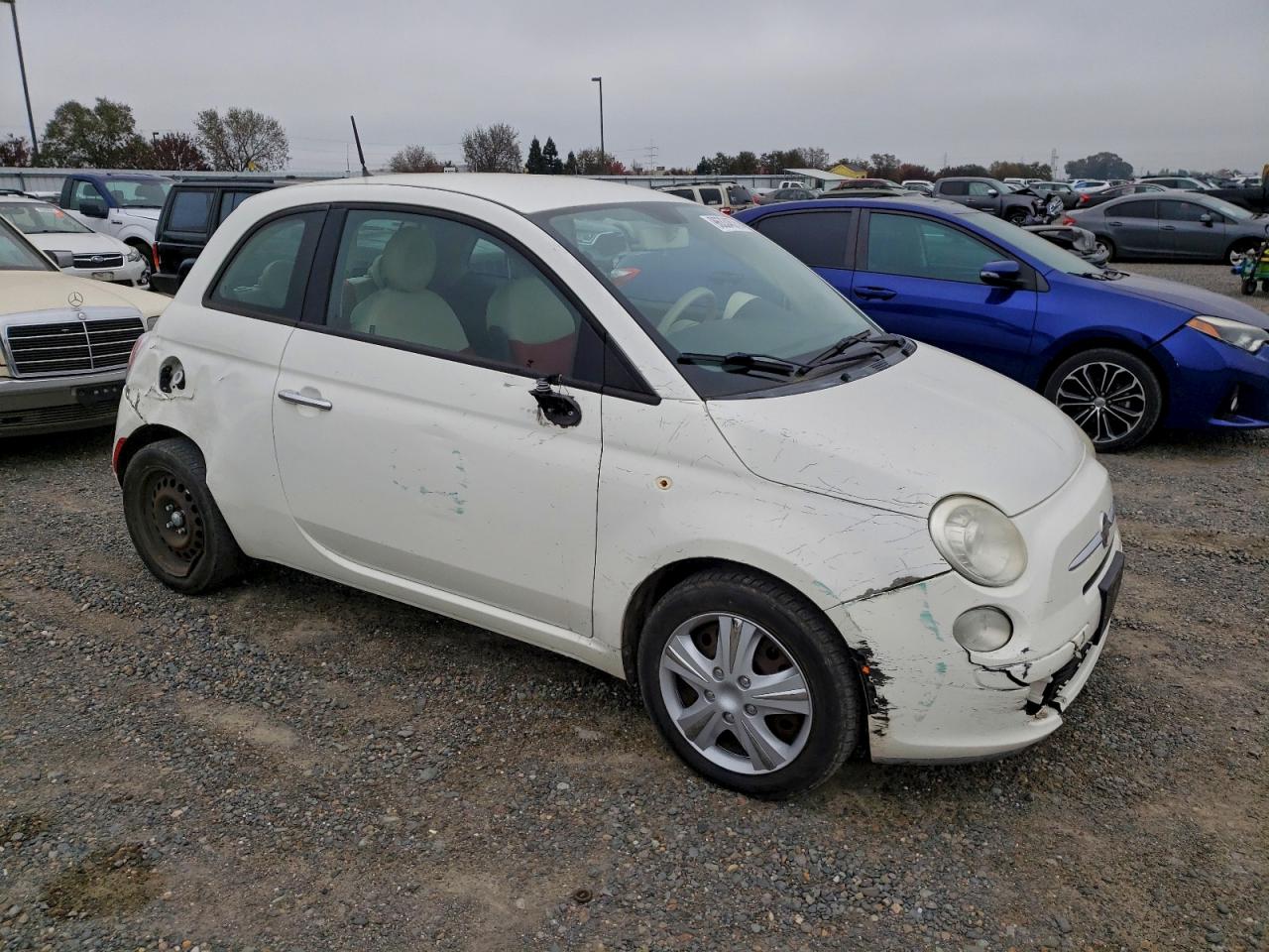 2012 FIAT 500 POP photo 4