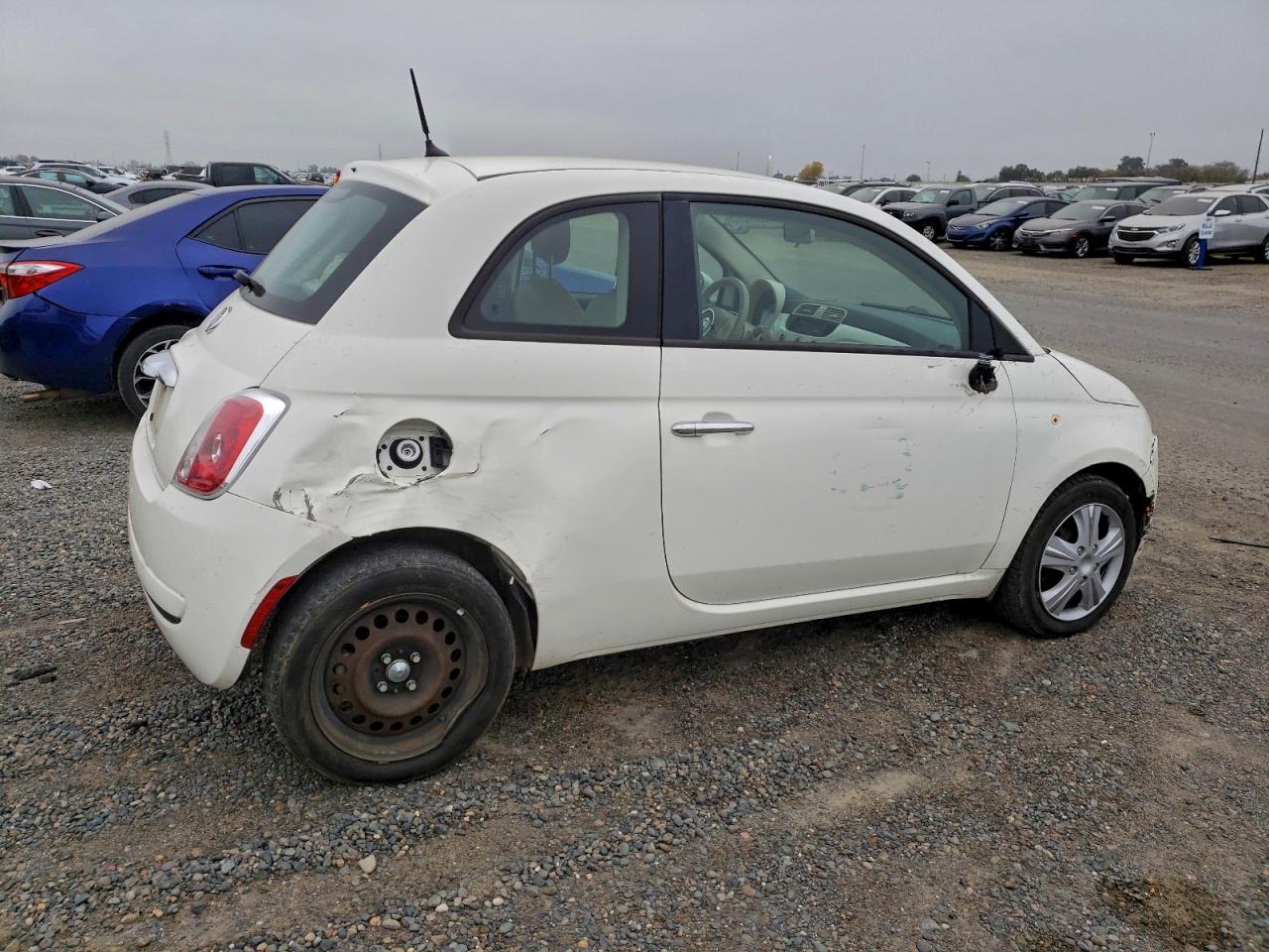 2012 FIAT 500 POP photo 3