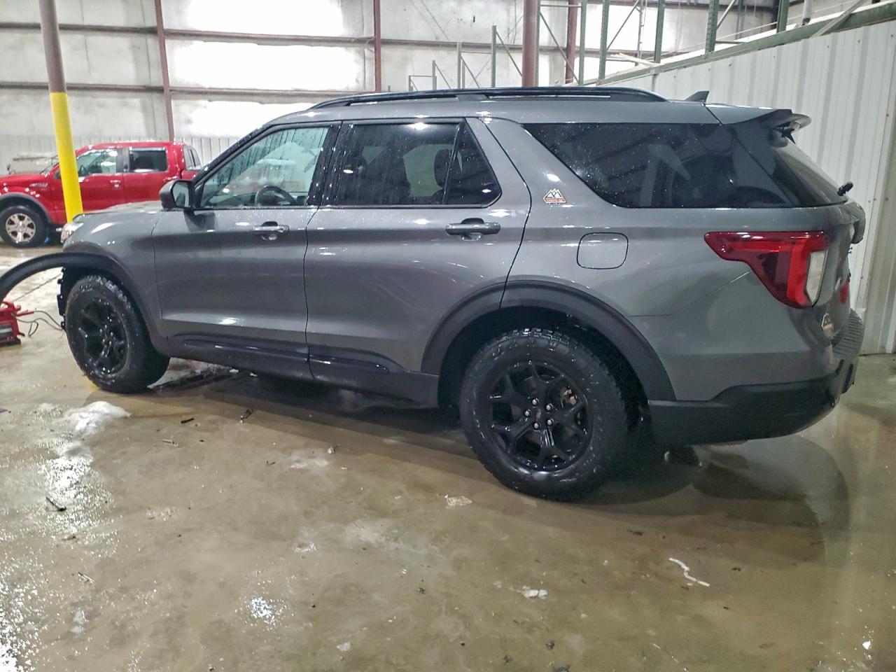 2023 FORD EXPLORER TIMBERLINE photo 2