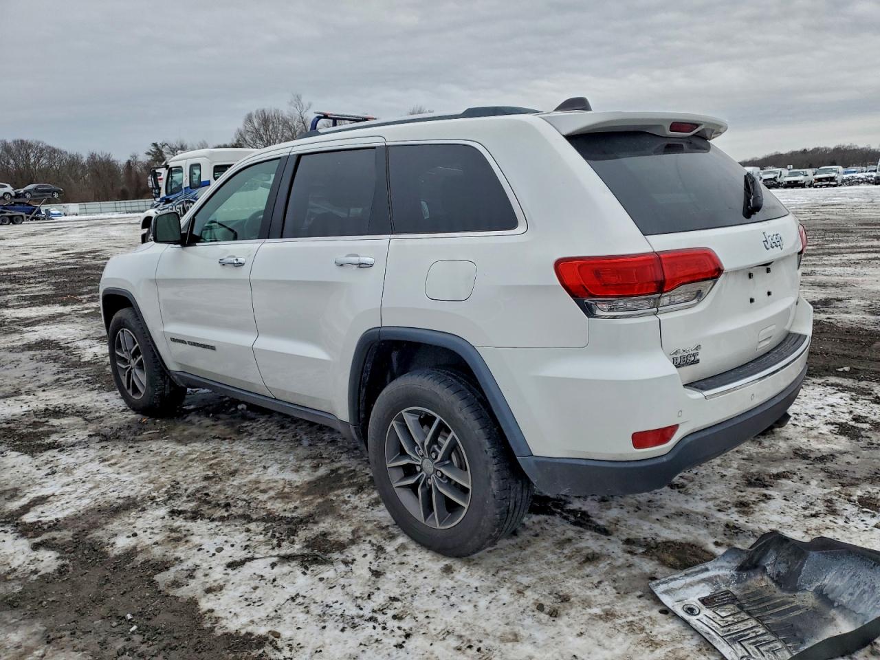 2018 JEEP GRAND CHEROKEE LIMITED photo 4