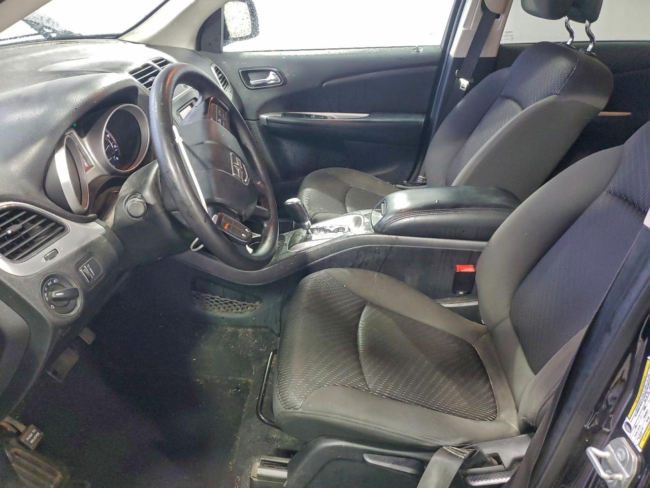 2018 DODGE JOURNEY SE photo 25