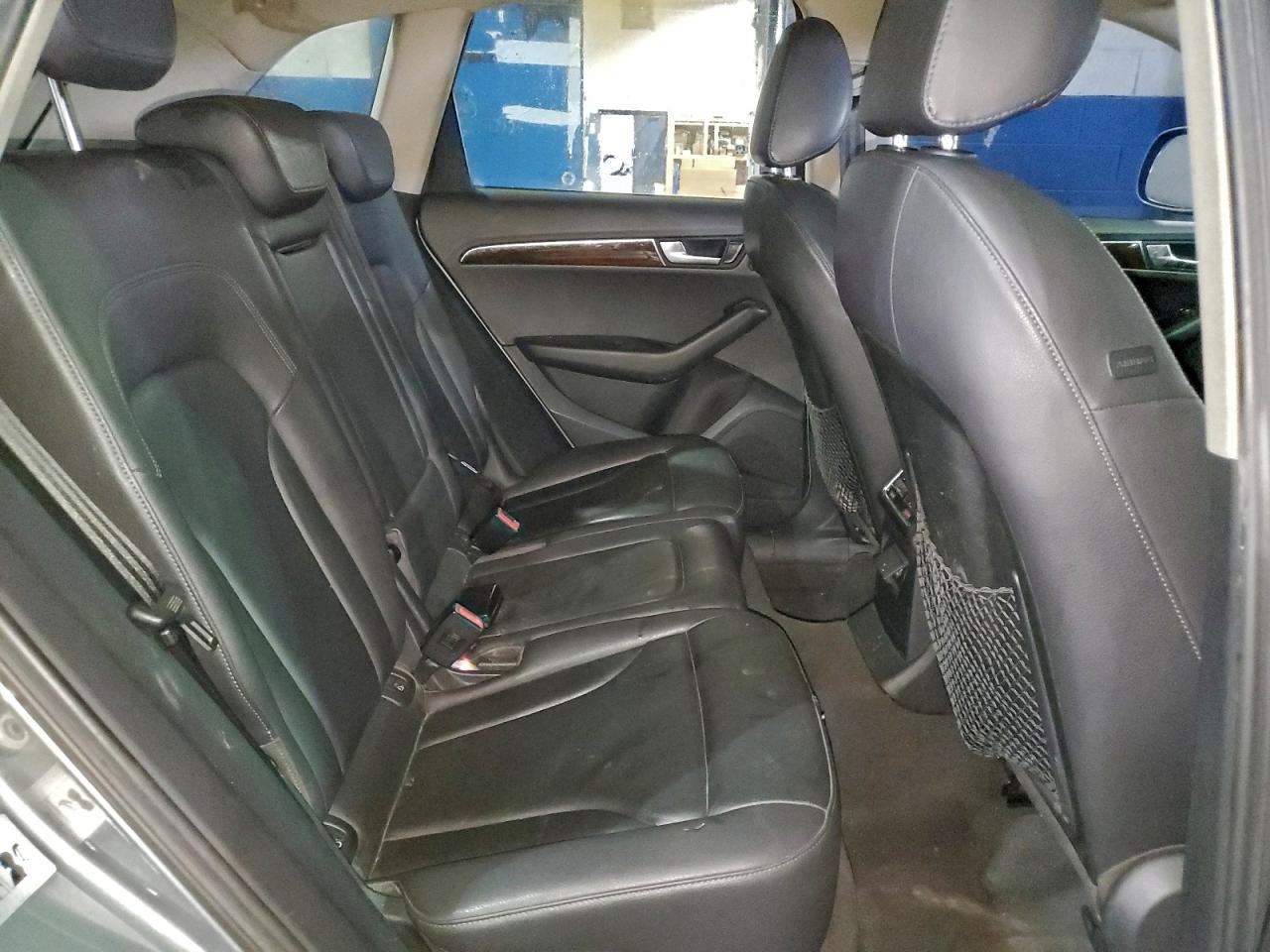 2010 AUDI Q5 PREMIUM PLUS photo 31