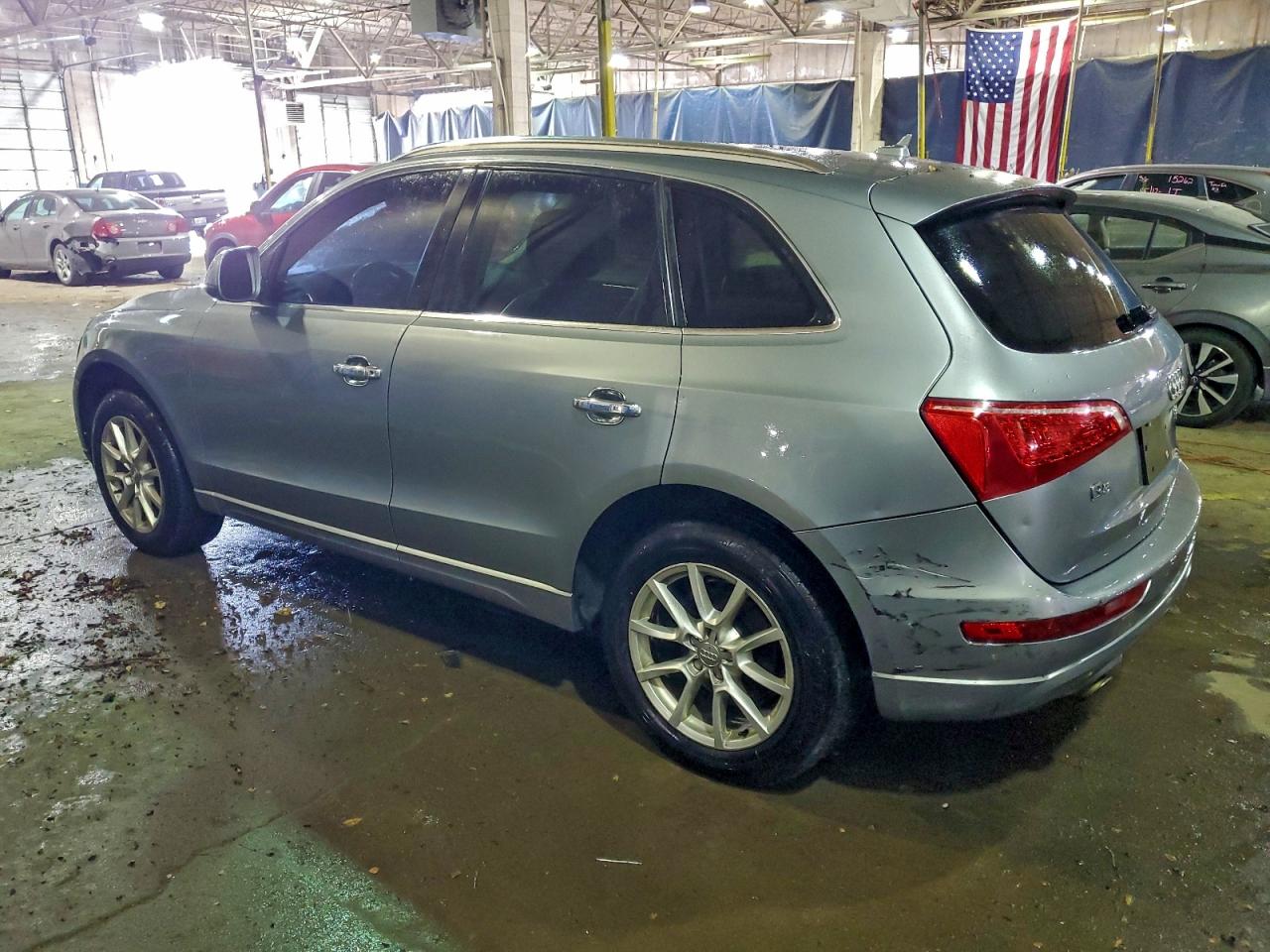 2010 AUDI Q5 PREMIUM PLUS photo 4