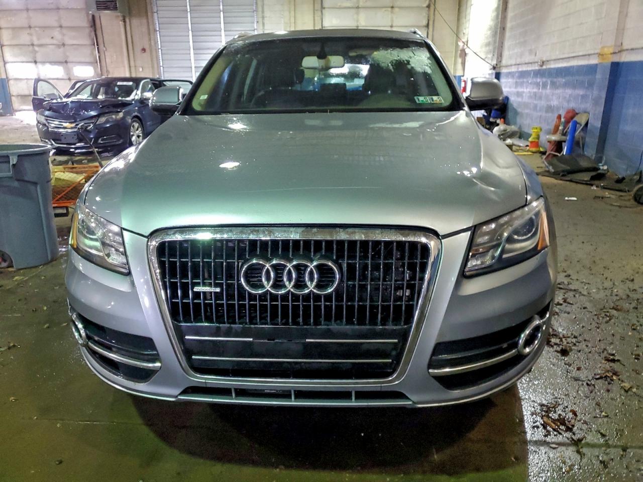 2010 AUDI Q5 PREMIUM PLUS photo 13