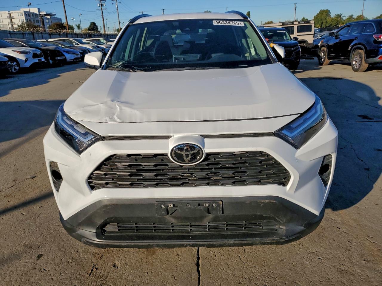 2024 TOYOTA RAV4 XLE photo 9