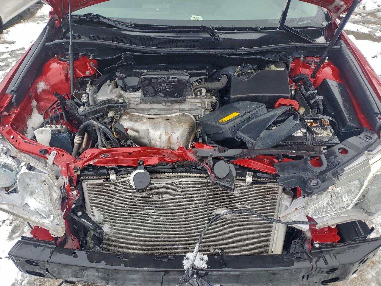 2014 TOYOTA CAMRY SE photo 21