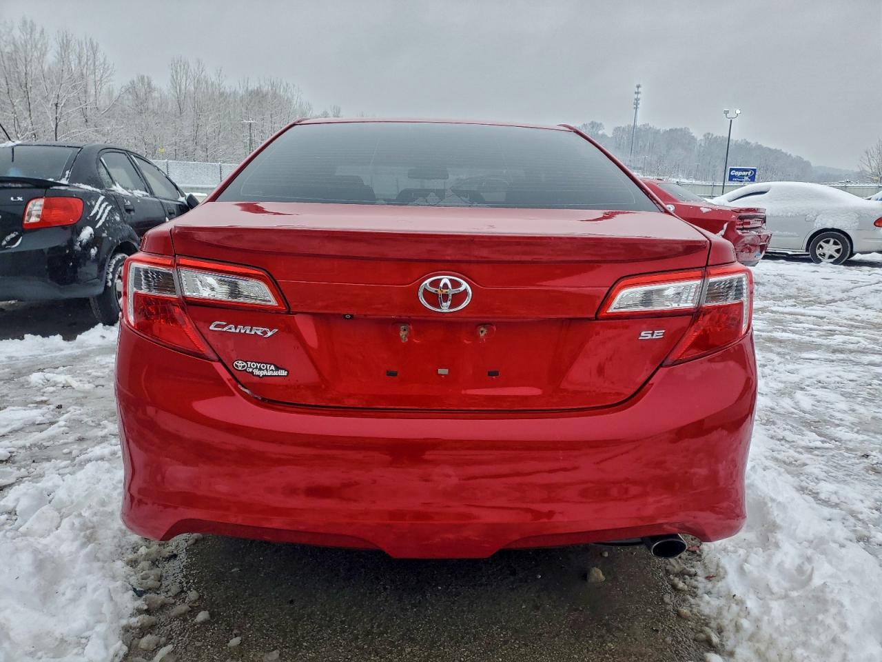 2014 TOYOTA CAMRY SE photo 11