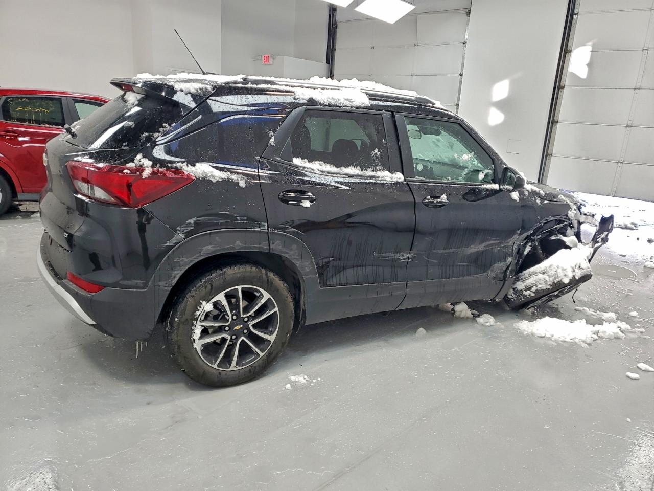 2025 CHEVROLET TRAILBLAZER LT photo 3