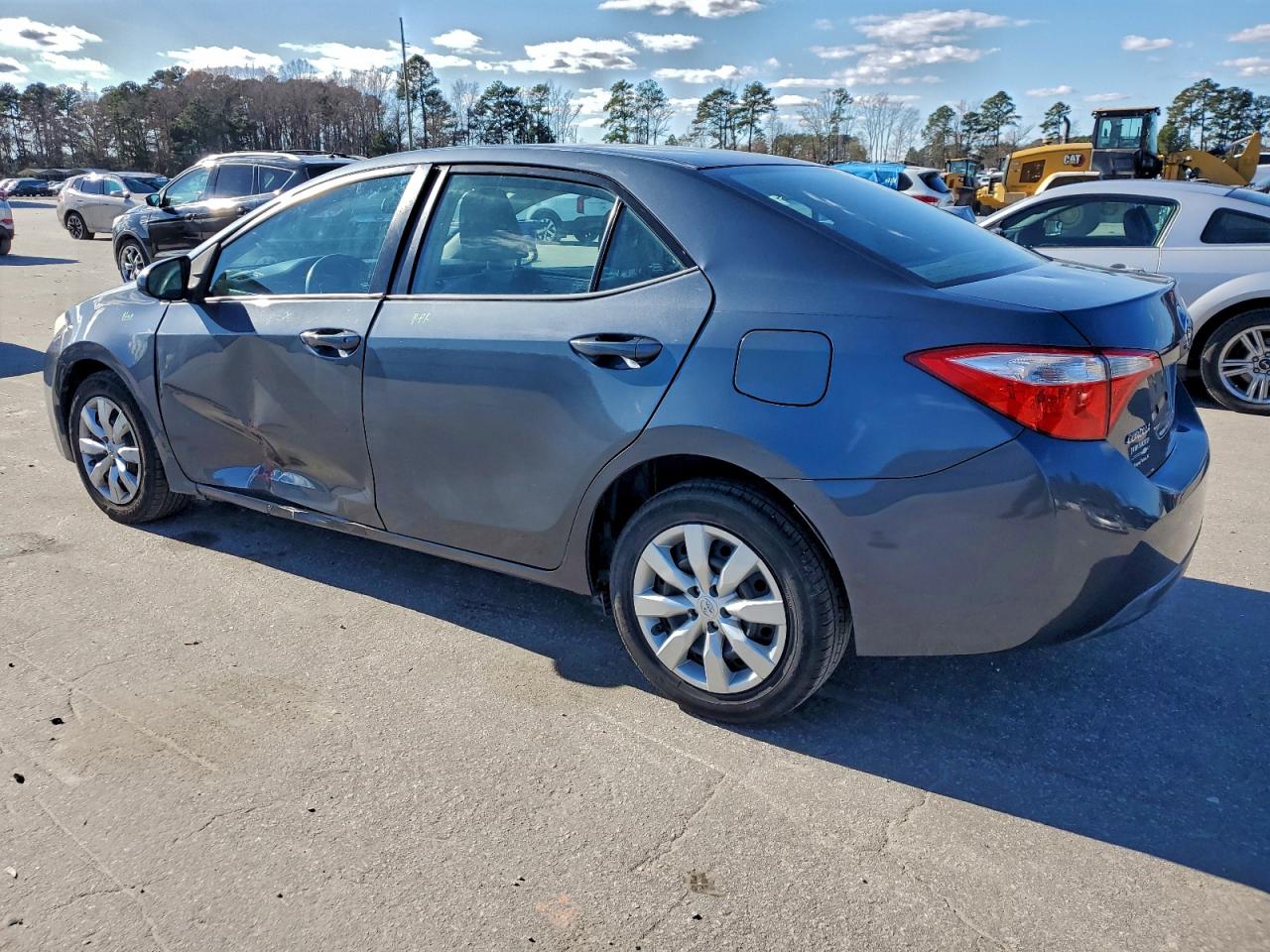 2015 TOYOTA COROLLA L photo 2